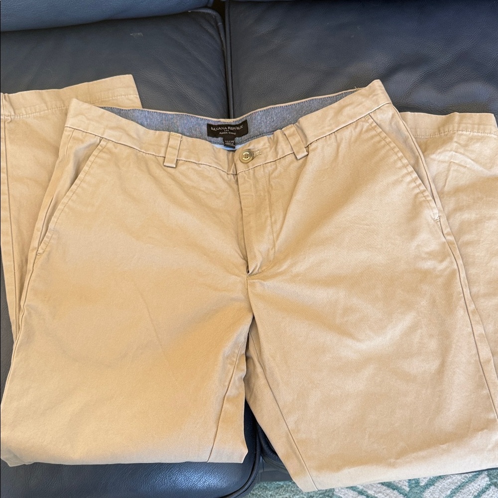 Banana Republic Men's Khaki Chinos - Picture 3 of 5